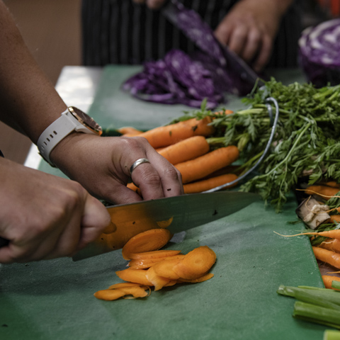 Preparing_Carrots